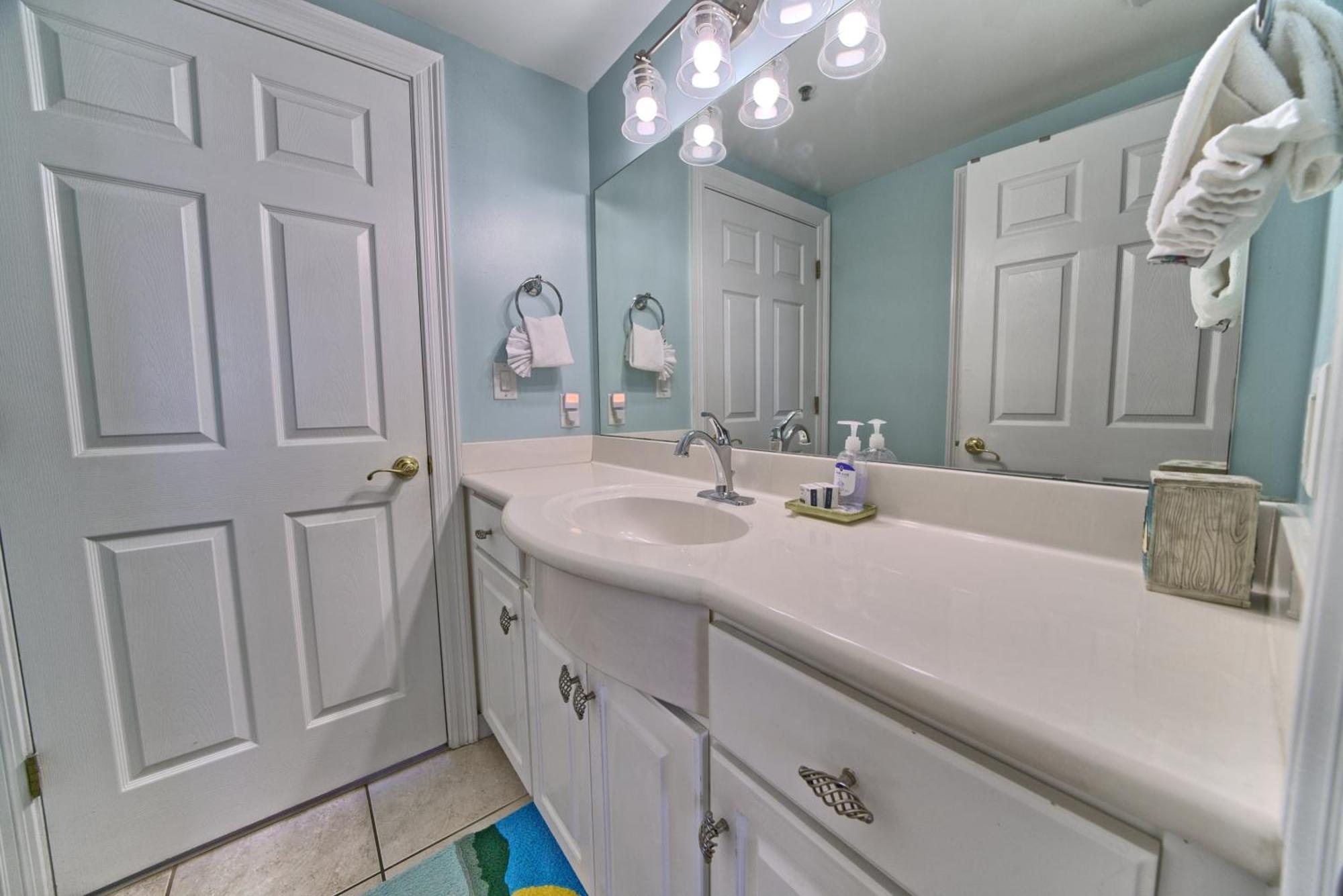 Apartment Amazing Tropical With Complimentary Chairs And Umbrellas - Unit 0706 Panama City Beach