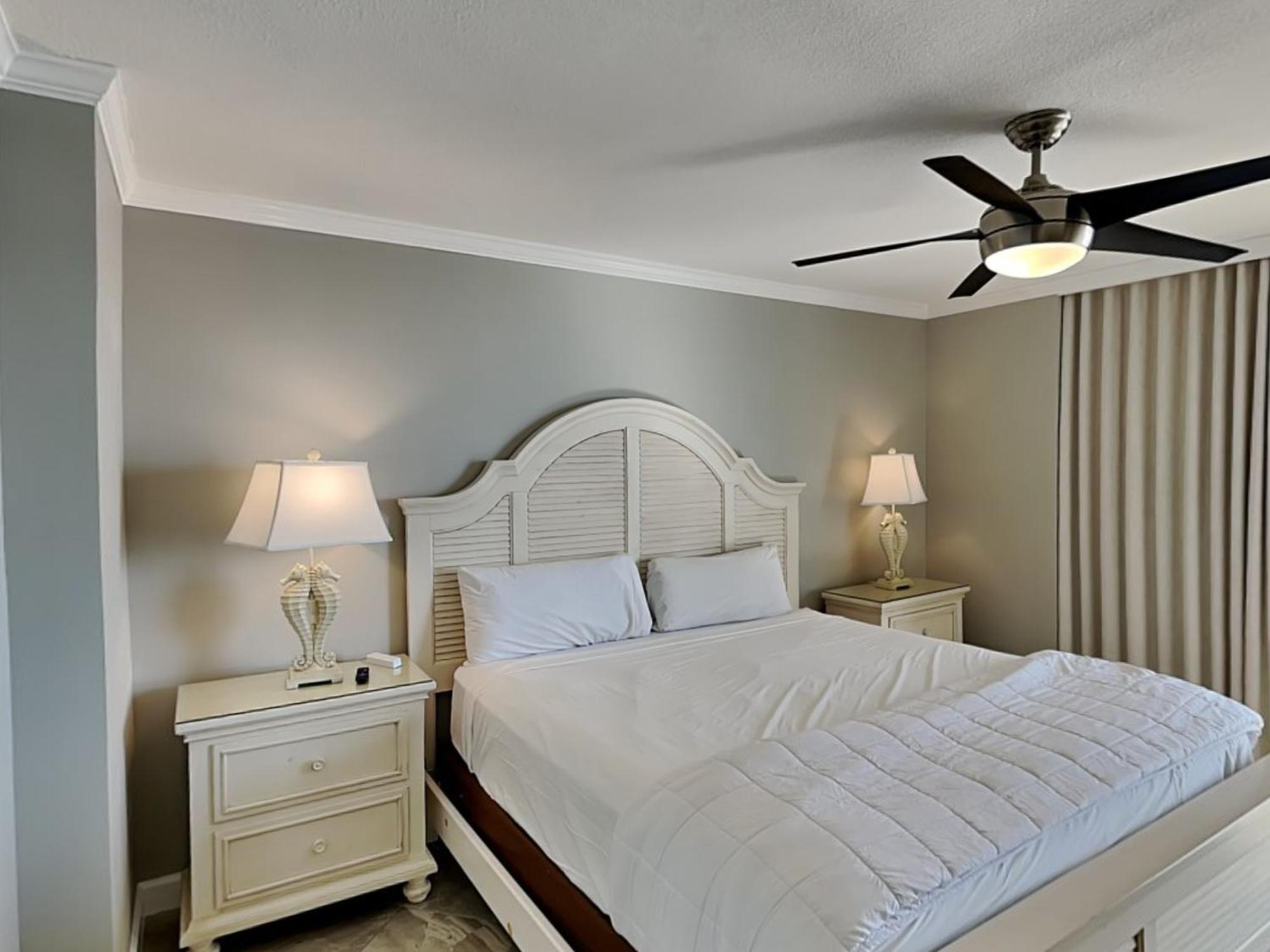 Apartment Edgewater Tower 3 Unit 301