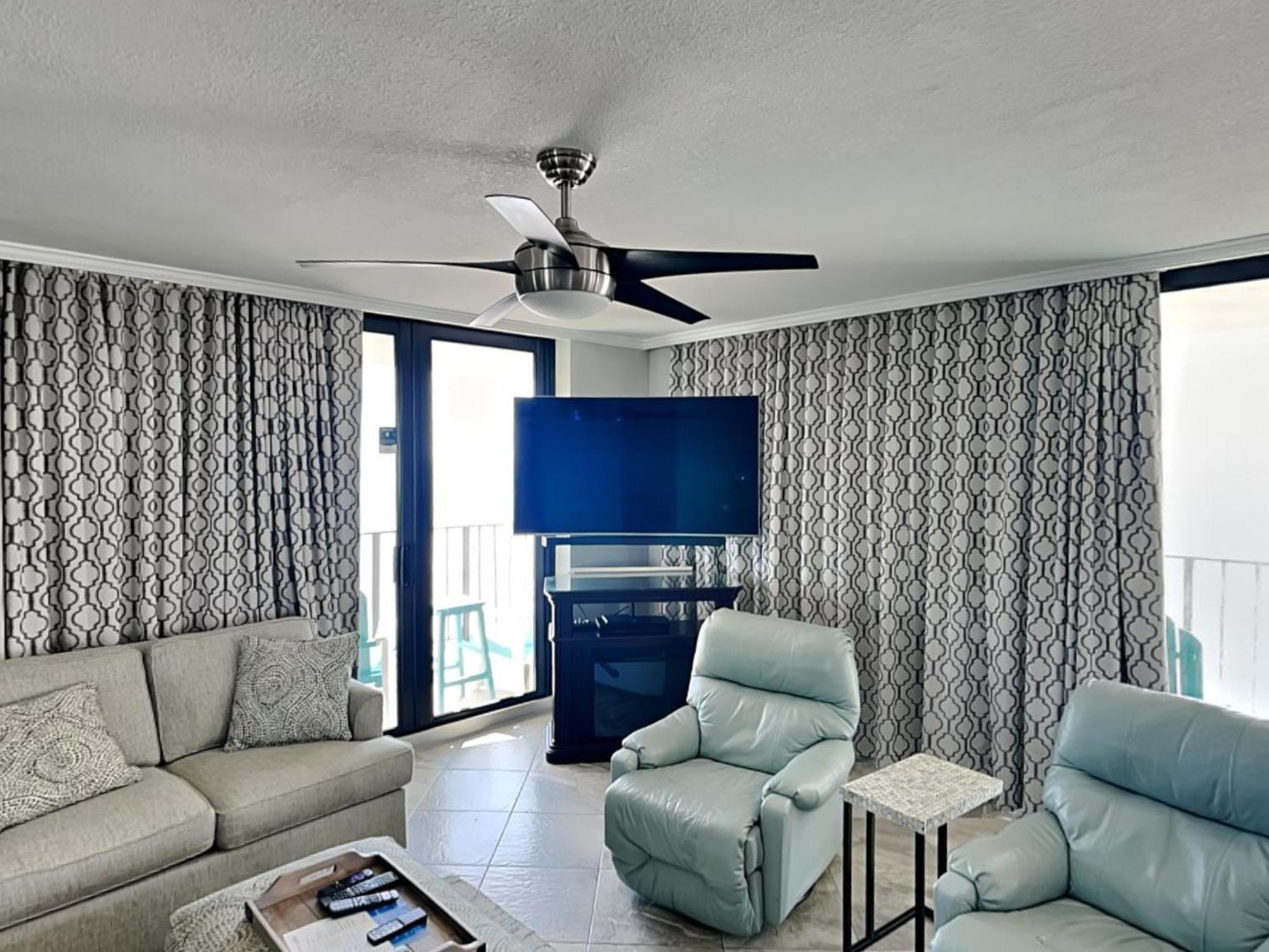 Apartment Edgewater Tower 3 Unit 301 *