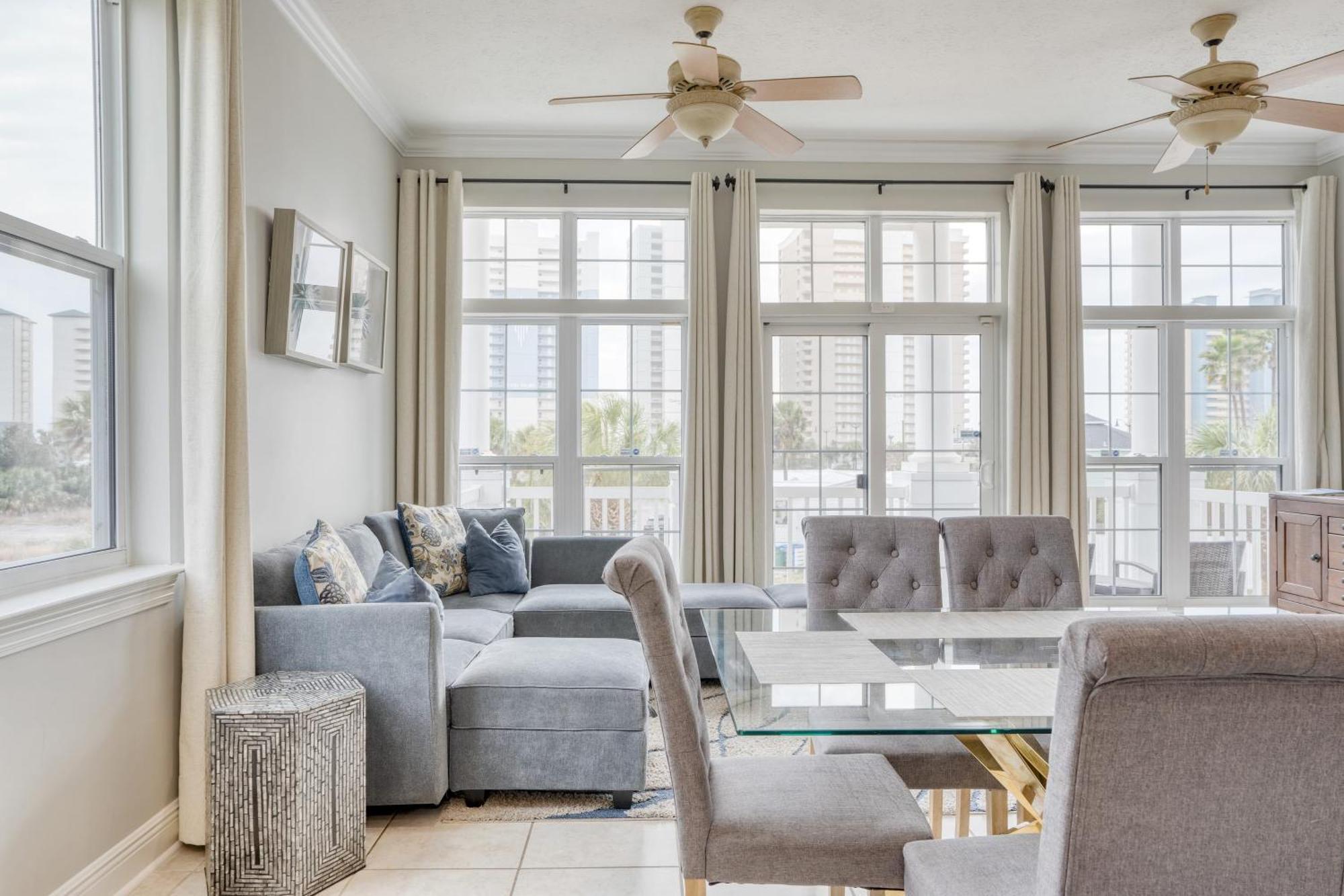 Tidal Charm By Avantstay Walk To Community Pool Balcony Ocean Views Holiday home