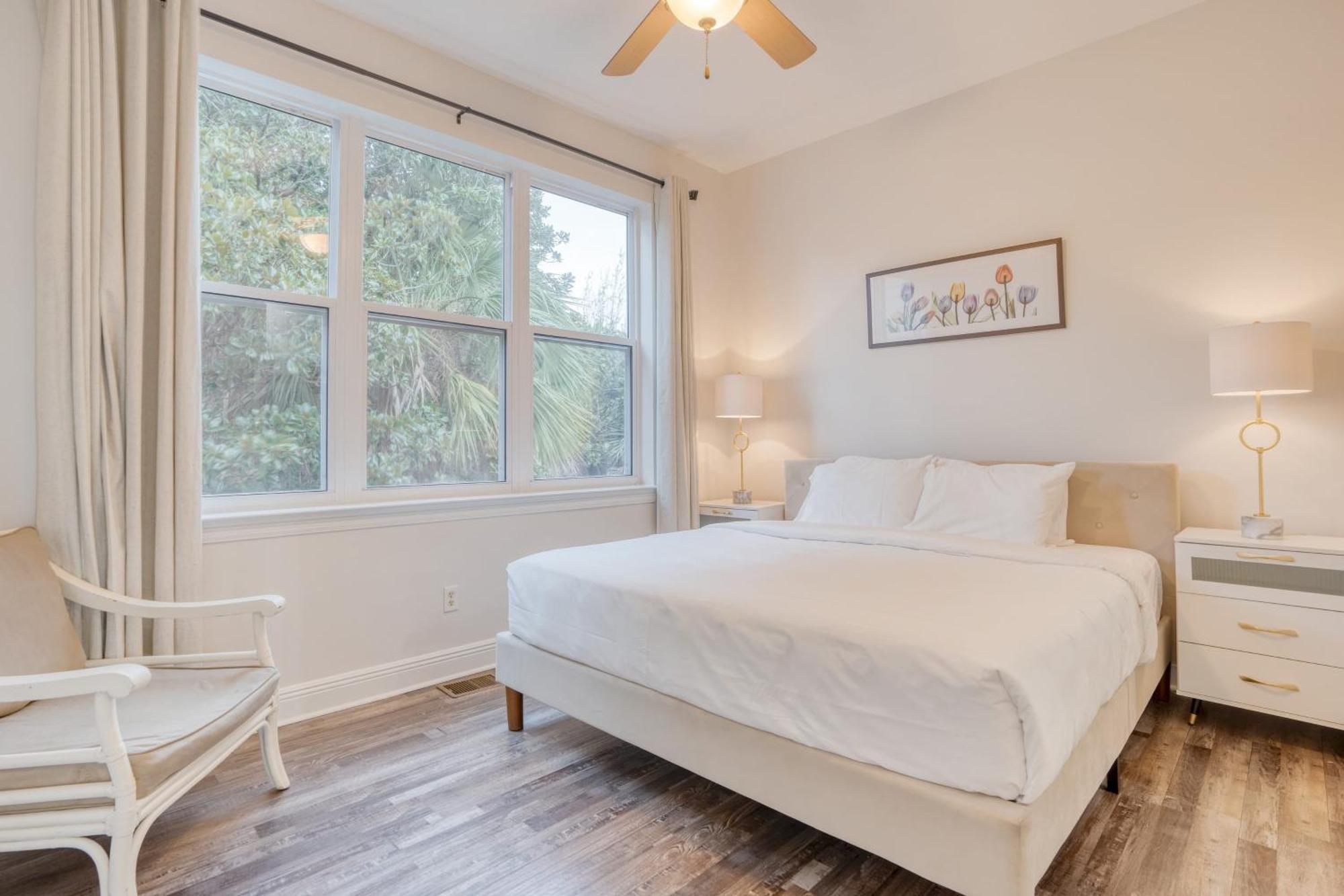 Tidal Charm By Avantstay Walk To Community Pool Balcony Ocean Views Holiday home