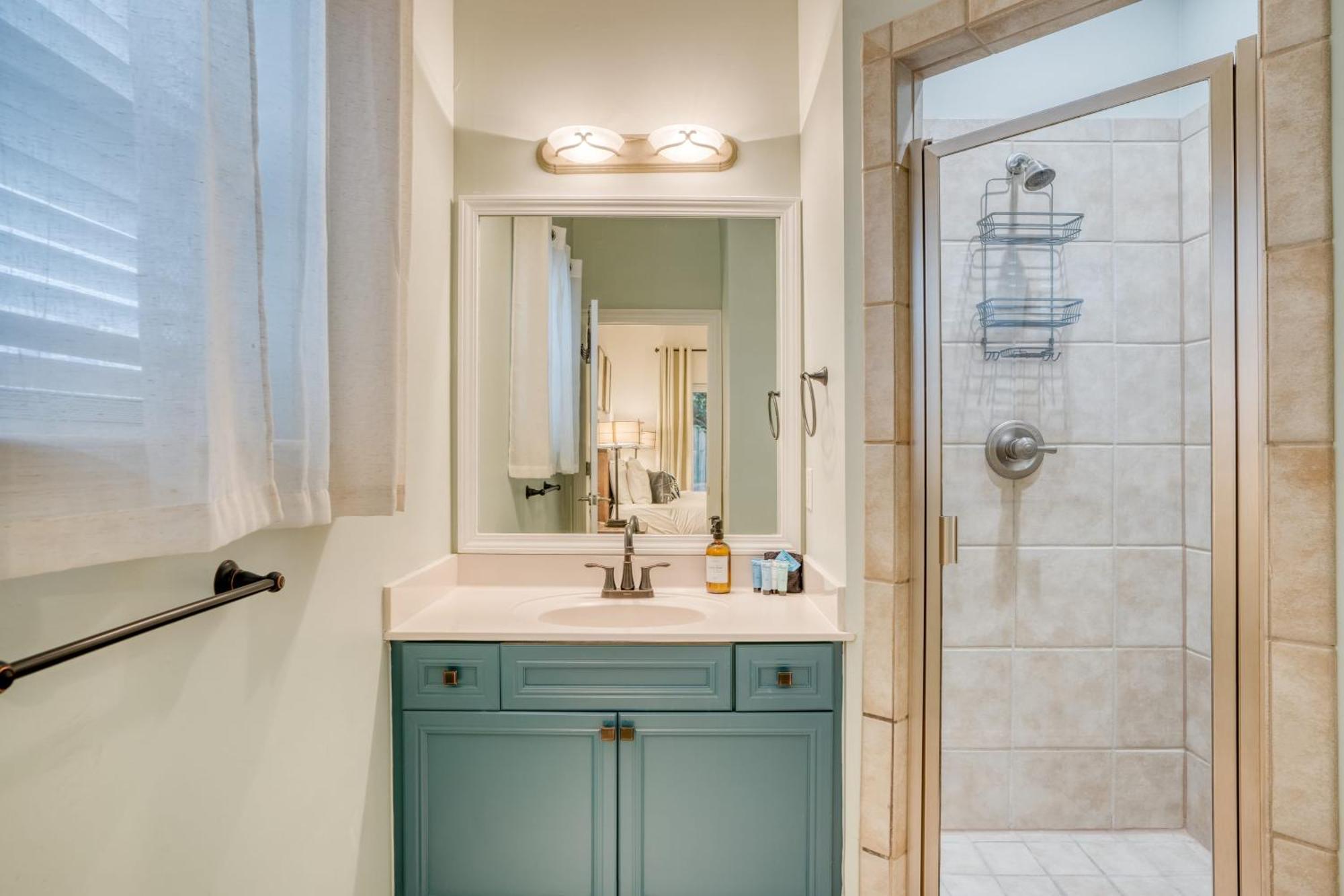 Tidal Charm By Avantstay Walk To Community Pool Balcony Ocean Views Holiday home Panama City Beach