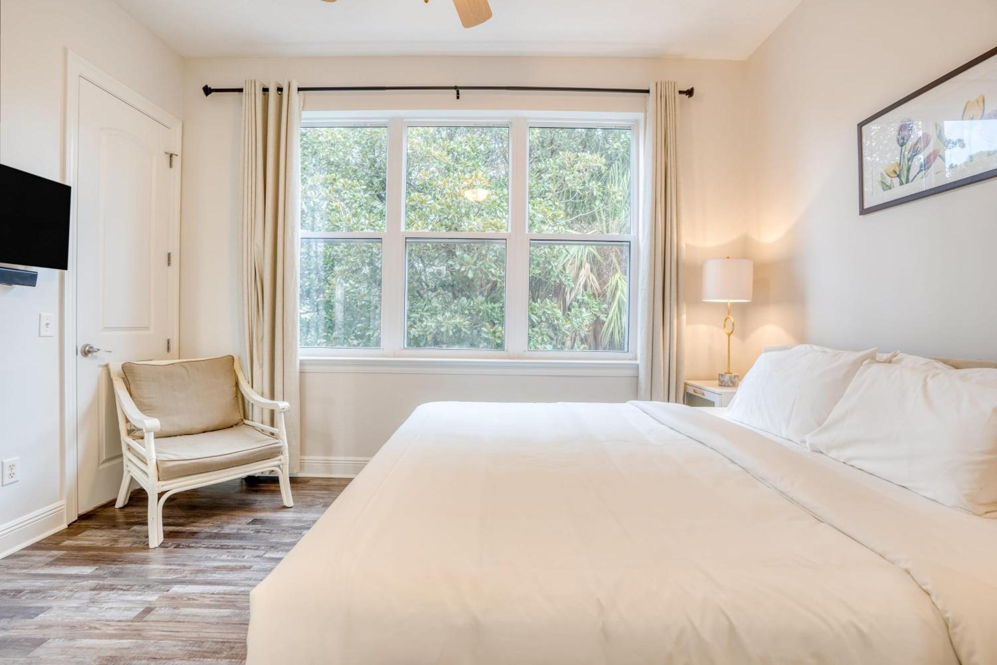 Holiday home Tidal Charm By Avantstay Walk To Community Pool Balcony Ocean Views Panama City Beach