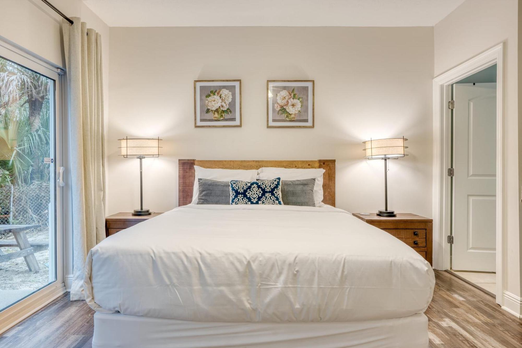 Tidal Charm By Avantstay Walk To Community Pool Balcony Ocean Views Holiday home