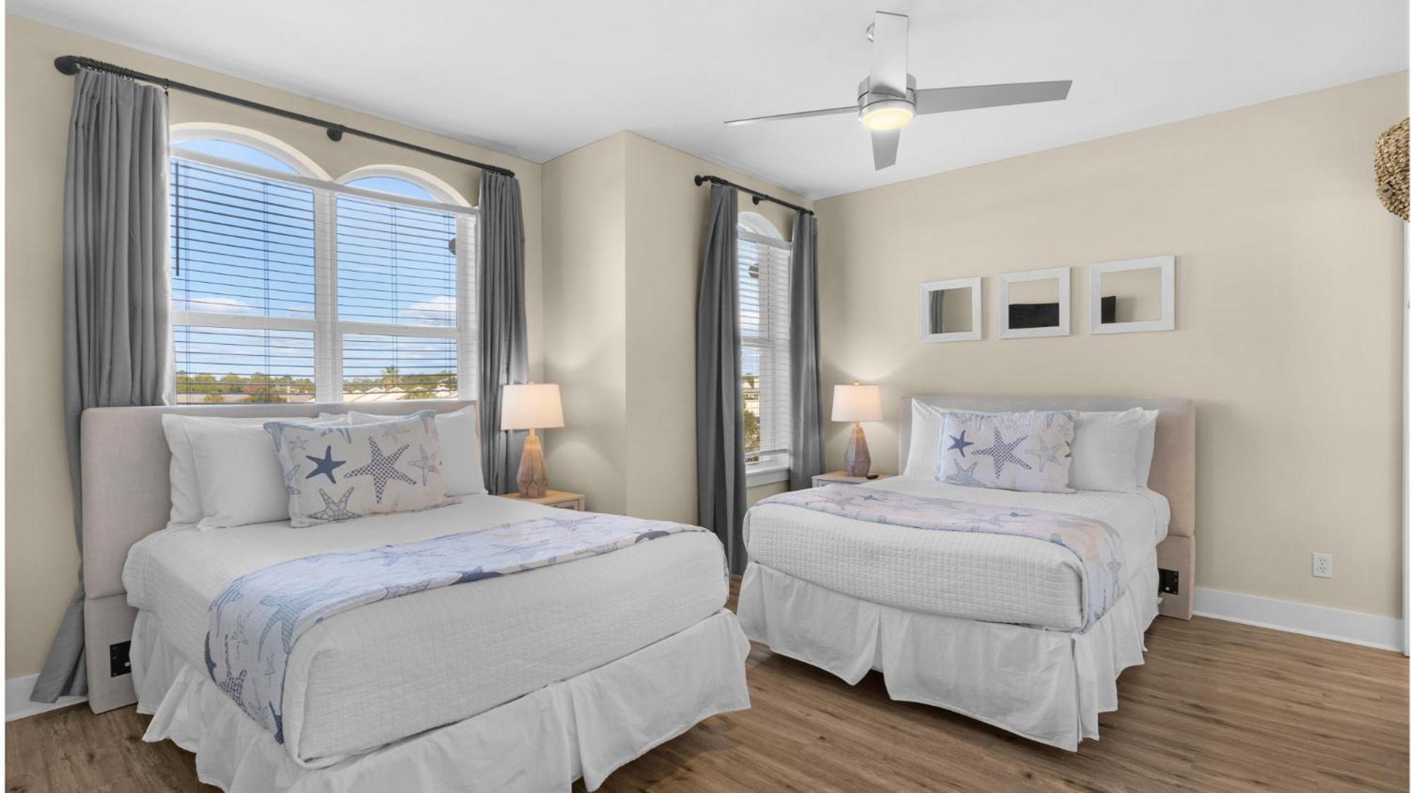 Monterey B301 Holiday home