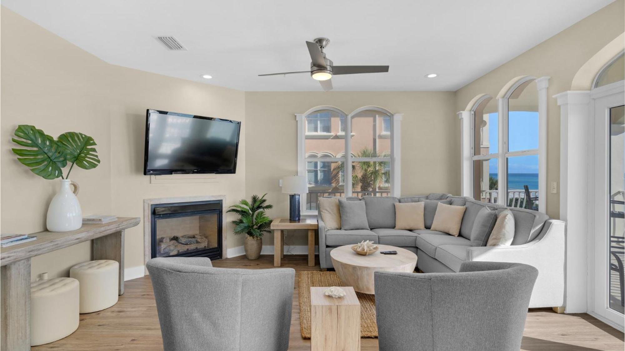 Monterey B301 Holiday home *