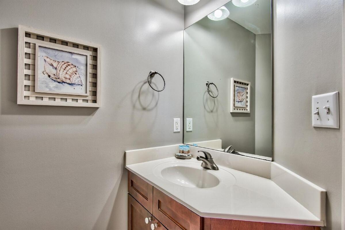 Aqua 1710 Apartment Panama City Beach