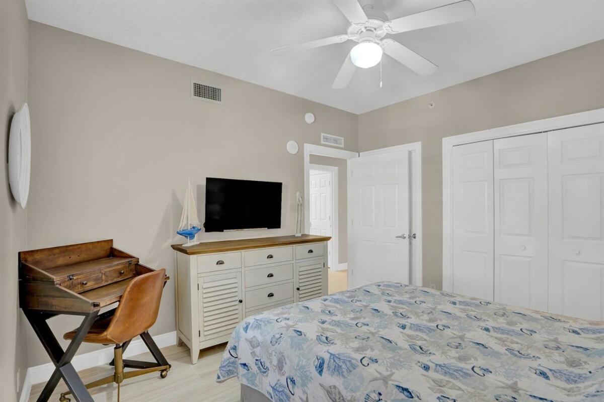 Calypso 2006w Gulf Front And Newly Renovated Custom Shower Apartment
