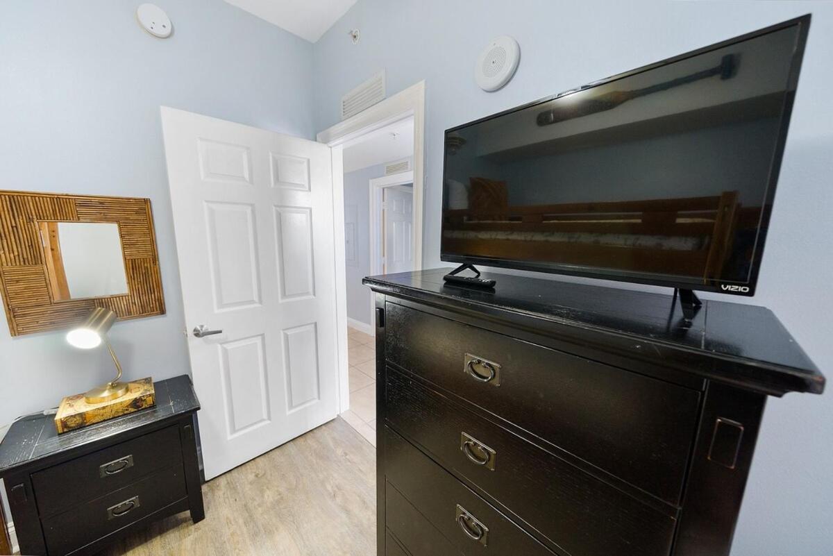 2206e Calypso Direct Gulffront Brand New Remodel *