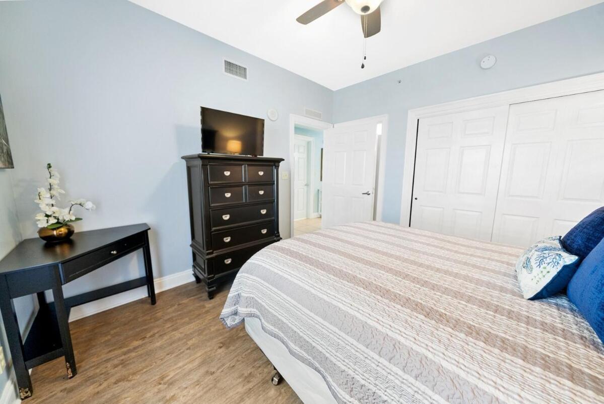 Apartment 2206e Calypso Direct Gulffront Brand New Remodel