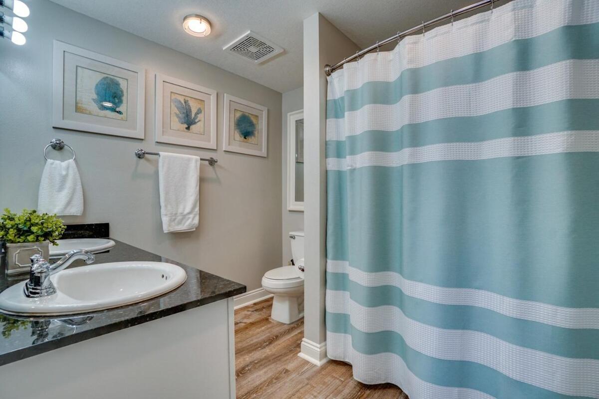 408e Calypso Elegant Front Svc Included Apartment *