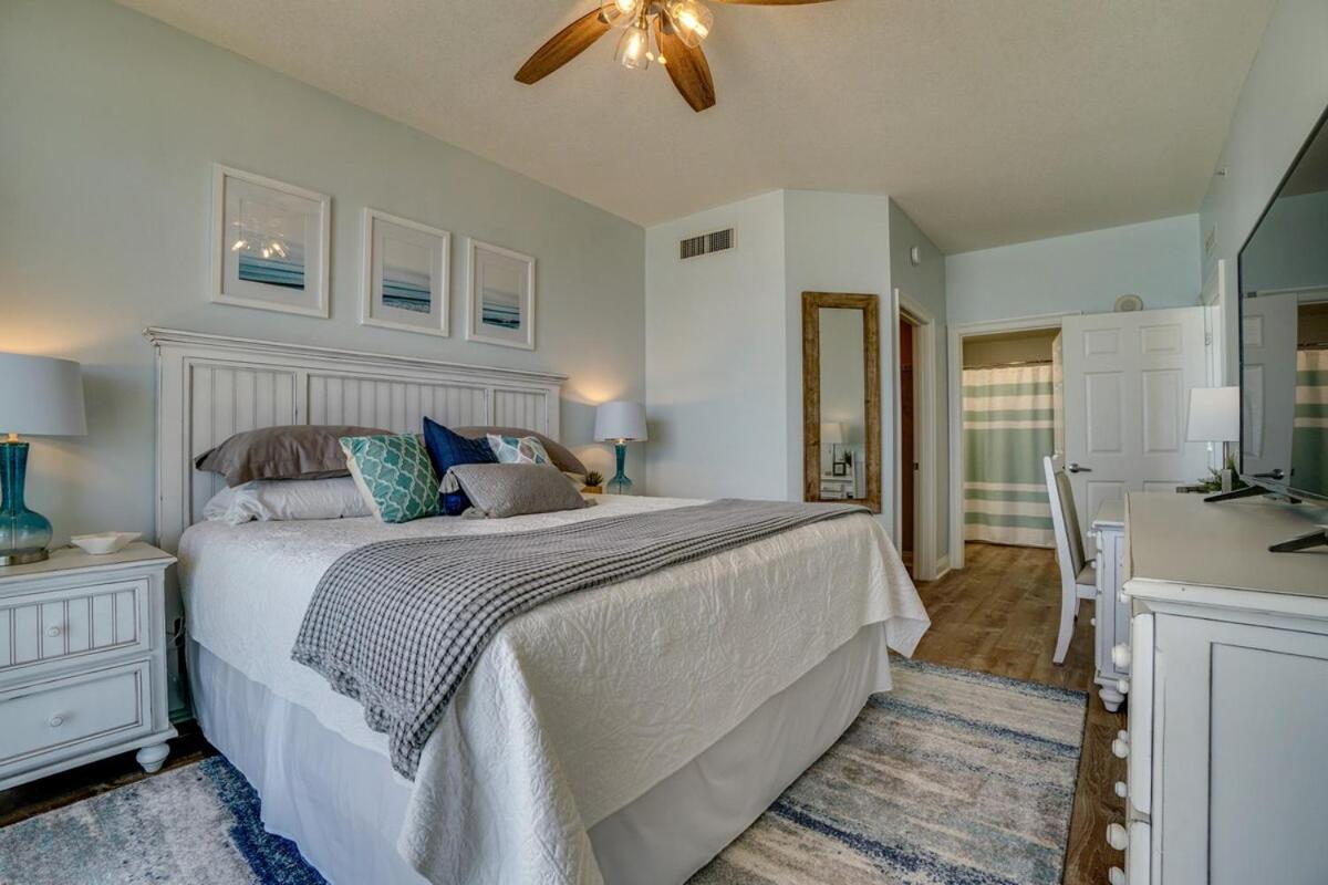 Apartment 408e Calypso Elegant Front Svc Included Panama City Beach