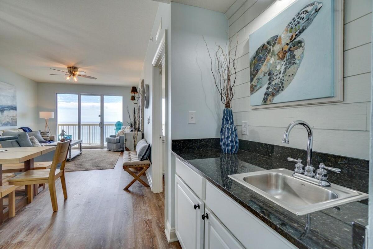 Apartment 408e Calypso Elegant Front Svc Included