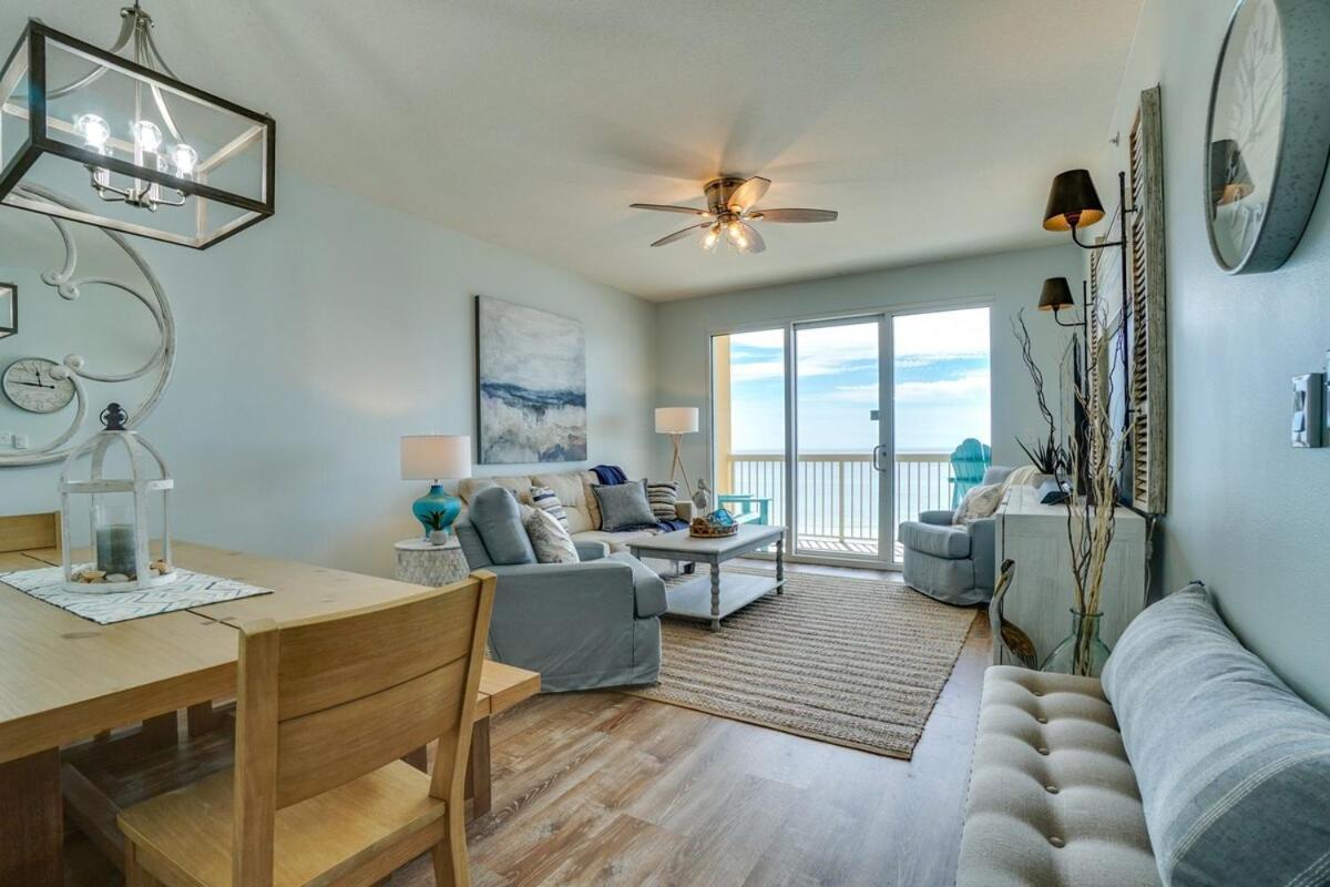 Apartment 408e Calypso Elegant Front Svc Included