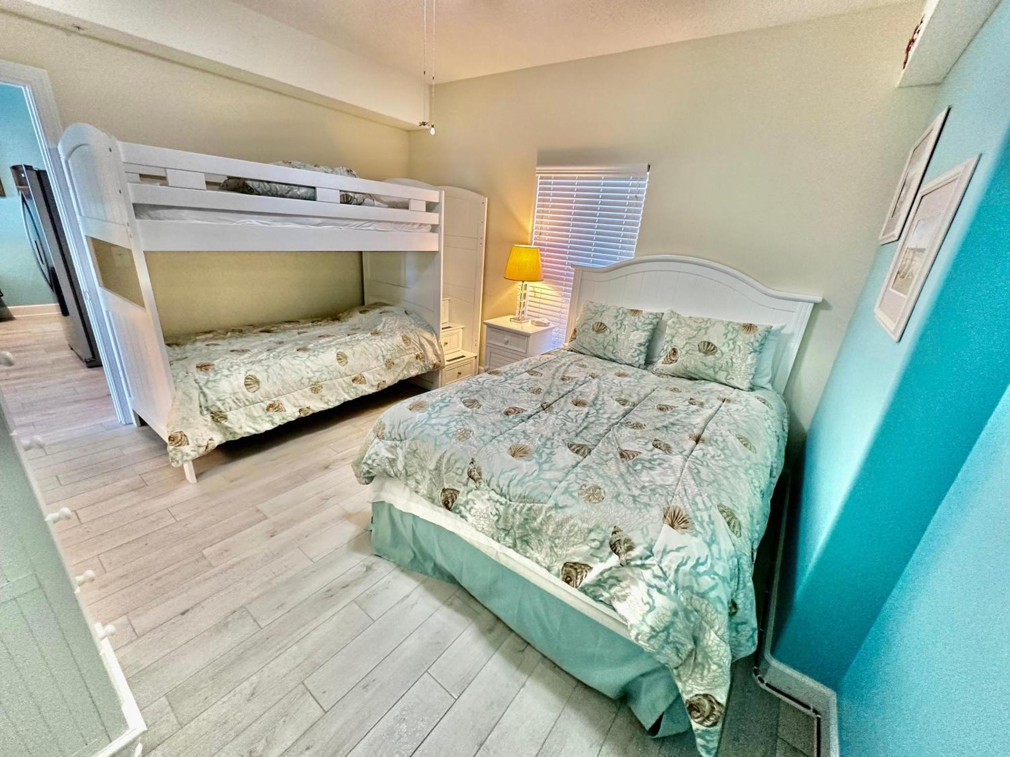 Ocean Reef 1007 *