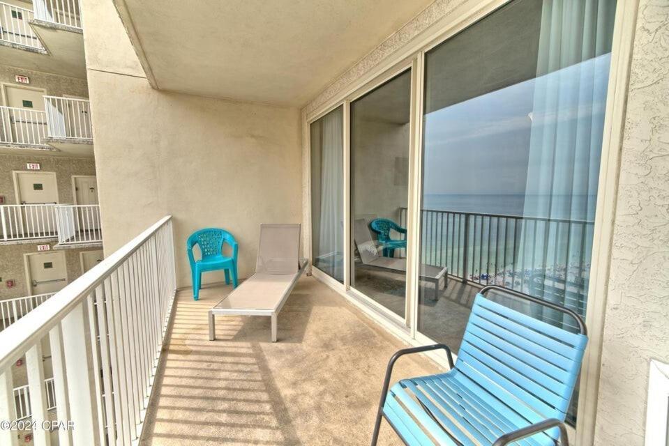 Apartment Beachfront Bliss At The Shores
