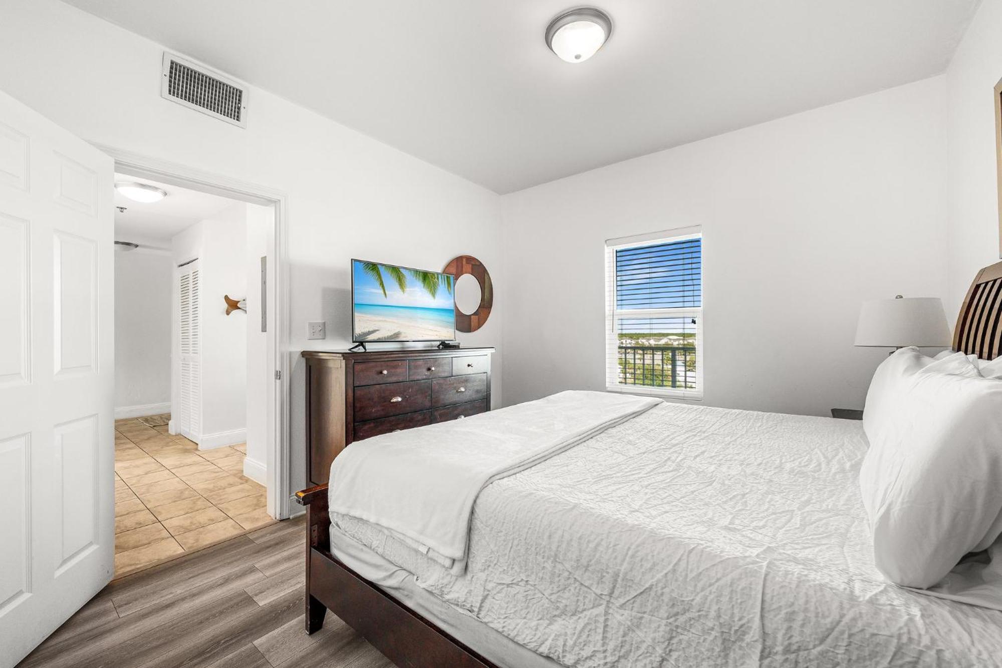 Amazing Ocean View Condo! Free Chairsservice! Sleeps 8! By Dolce Getaways Pcb Apartment