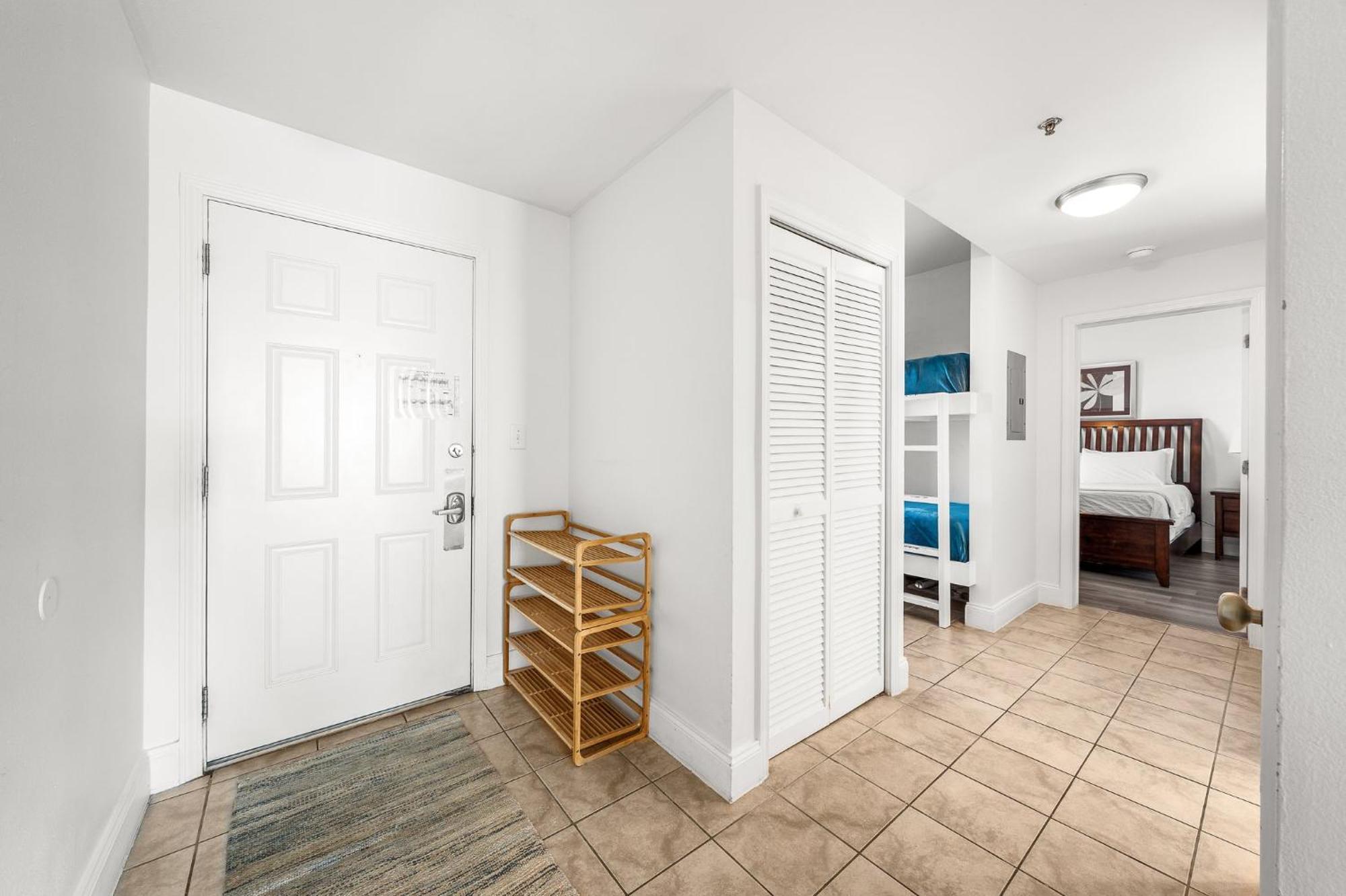 Amazing Ocean View Condo! Free Chairsservice! Sleeps 8! By Dolce Getaways Pcb Apartment Panama City Beach