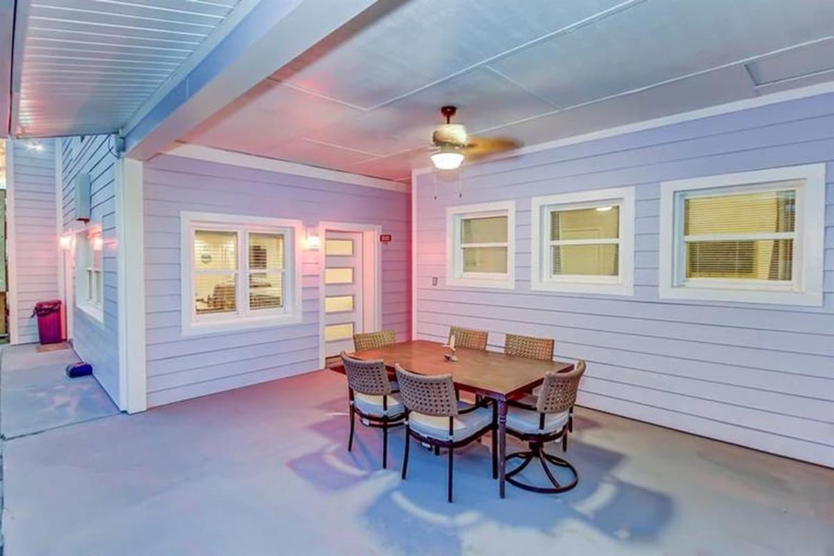 Roost Front 7 Bedroom Sleeps 20 * Panama City Beach