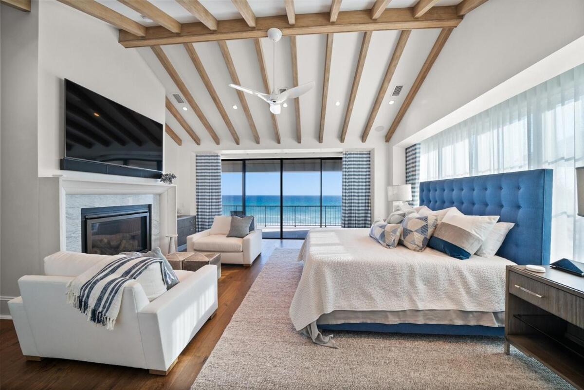 Holiday home 328 Beachside The Ultimate House Gulf Front Private Pool *