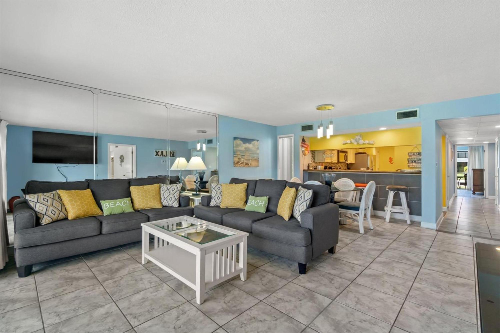 Apartment Edgewater 1507 *