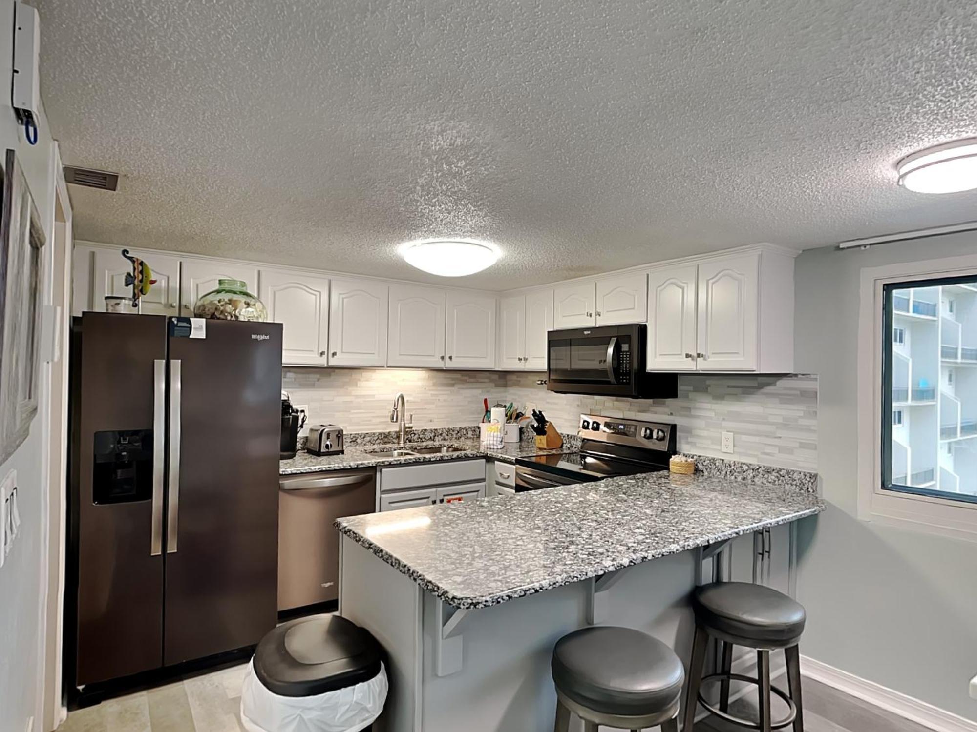 Apartment Pinnacle Port A-702