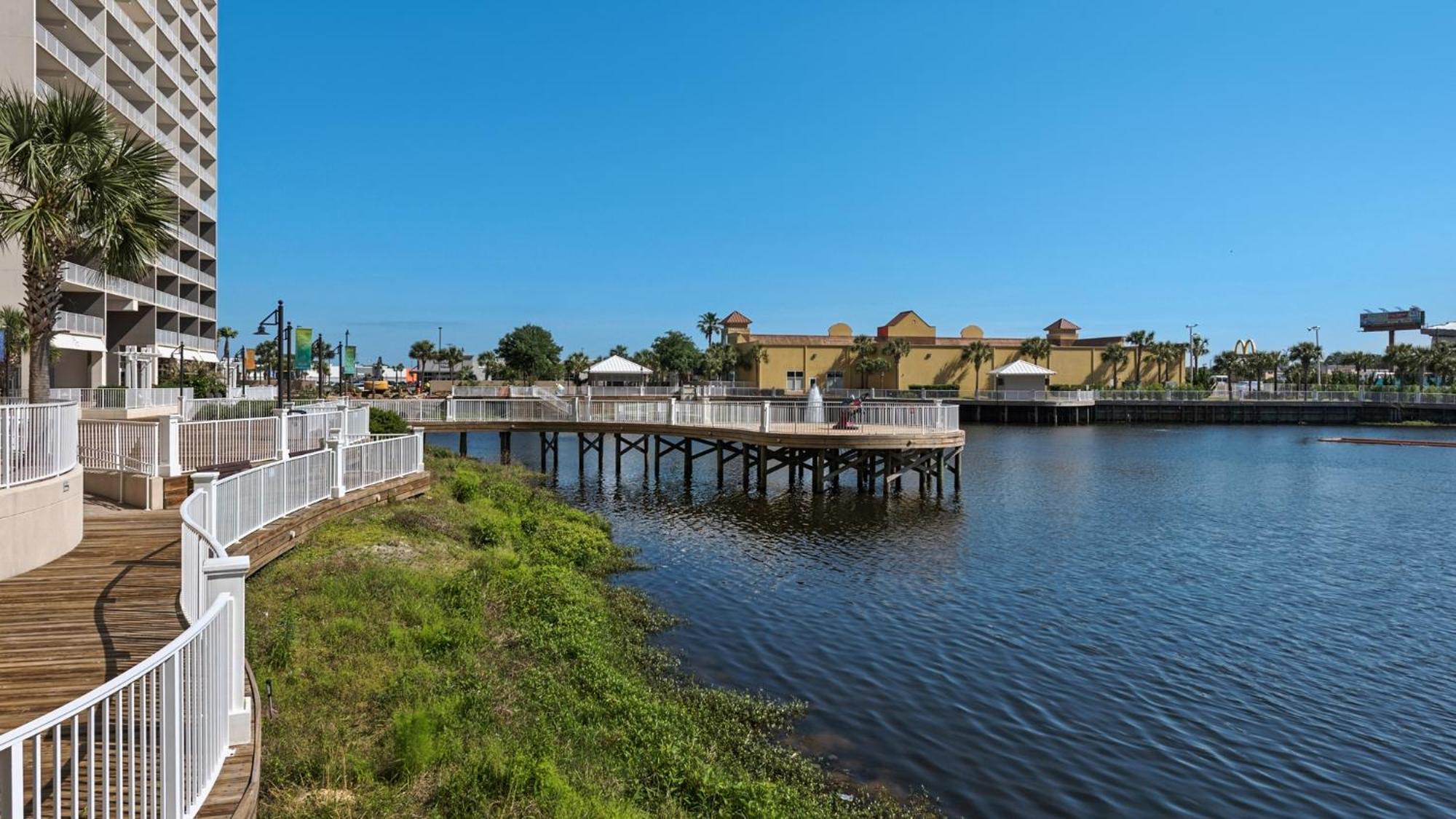 Laketown Wharf 335! 1 Bd, 2 Bathroom With Amazing Amenities Panama City Beach