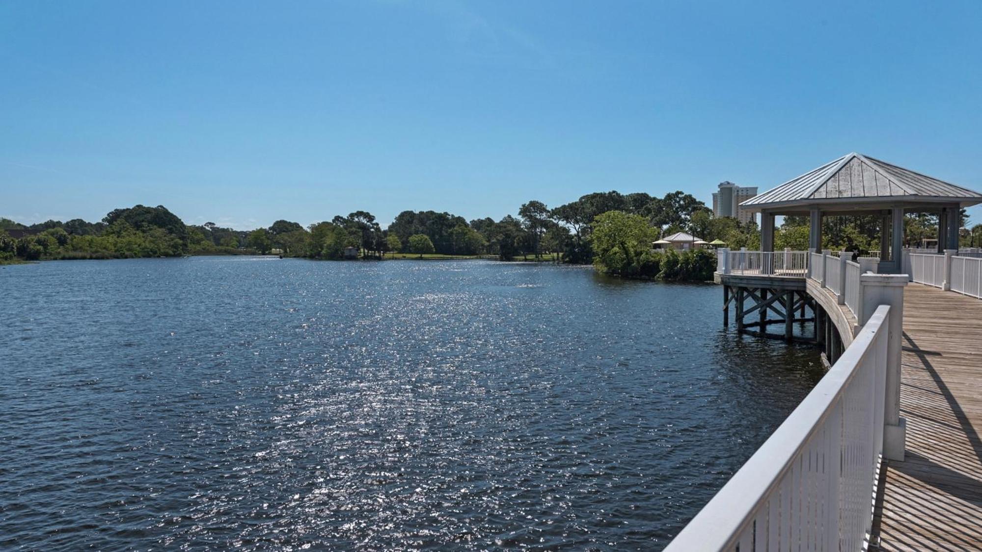 Laketown Wharf 335! 1 Bd, 2 Bathroom With Amazing Amenities Holiday home Panama City Beach