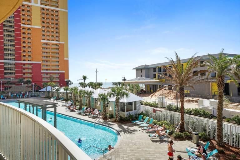 Holiday home Calypso 3 New Relax Unwind Luxury Pcb Next To Pier Park 3 Bed 2 Bath Pool Hot Tub Tikki Bar