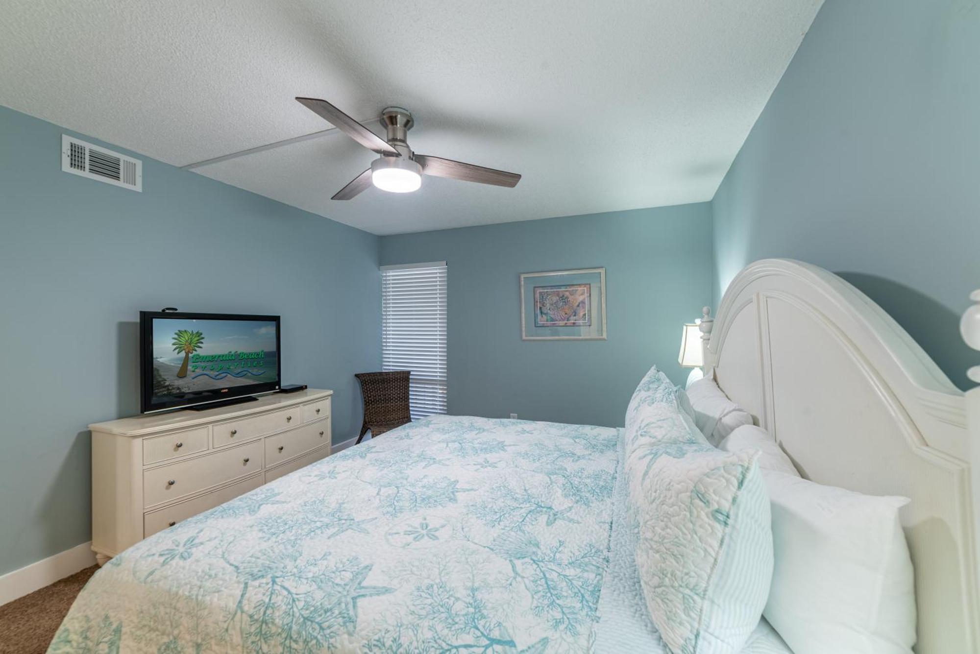 Holiday home Edgewater 2-1202 'shore Fun Penthouse' *