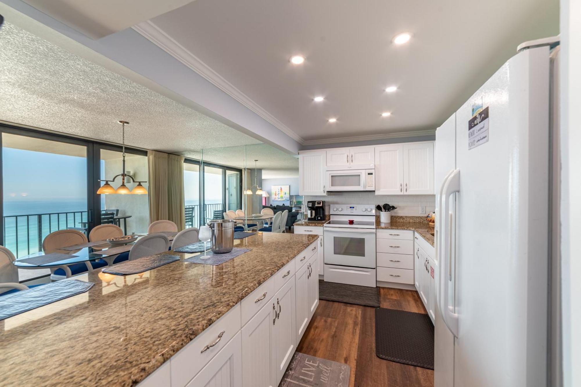 Edgewater 2-1202 'shore Fun Penthouse' *
