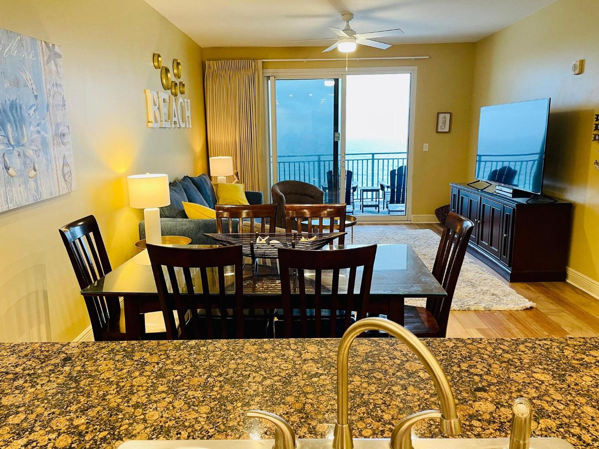 Sterling Breeze 1204 Holiday home