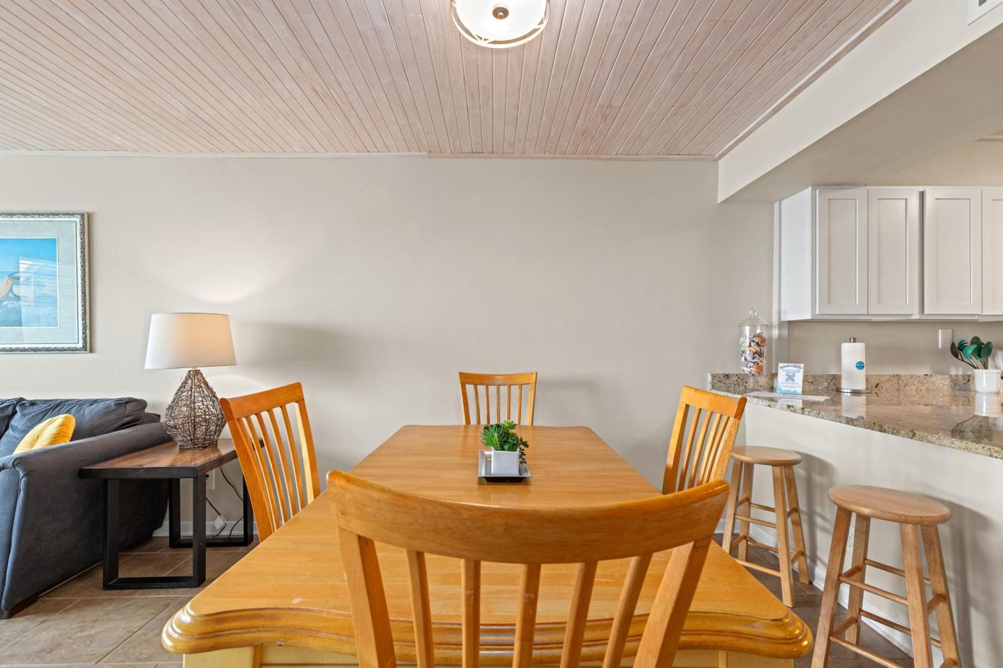 Holiday home Put Some Vitamin Sea In Your Vacation! Gulf Front Town - Quiet West End *