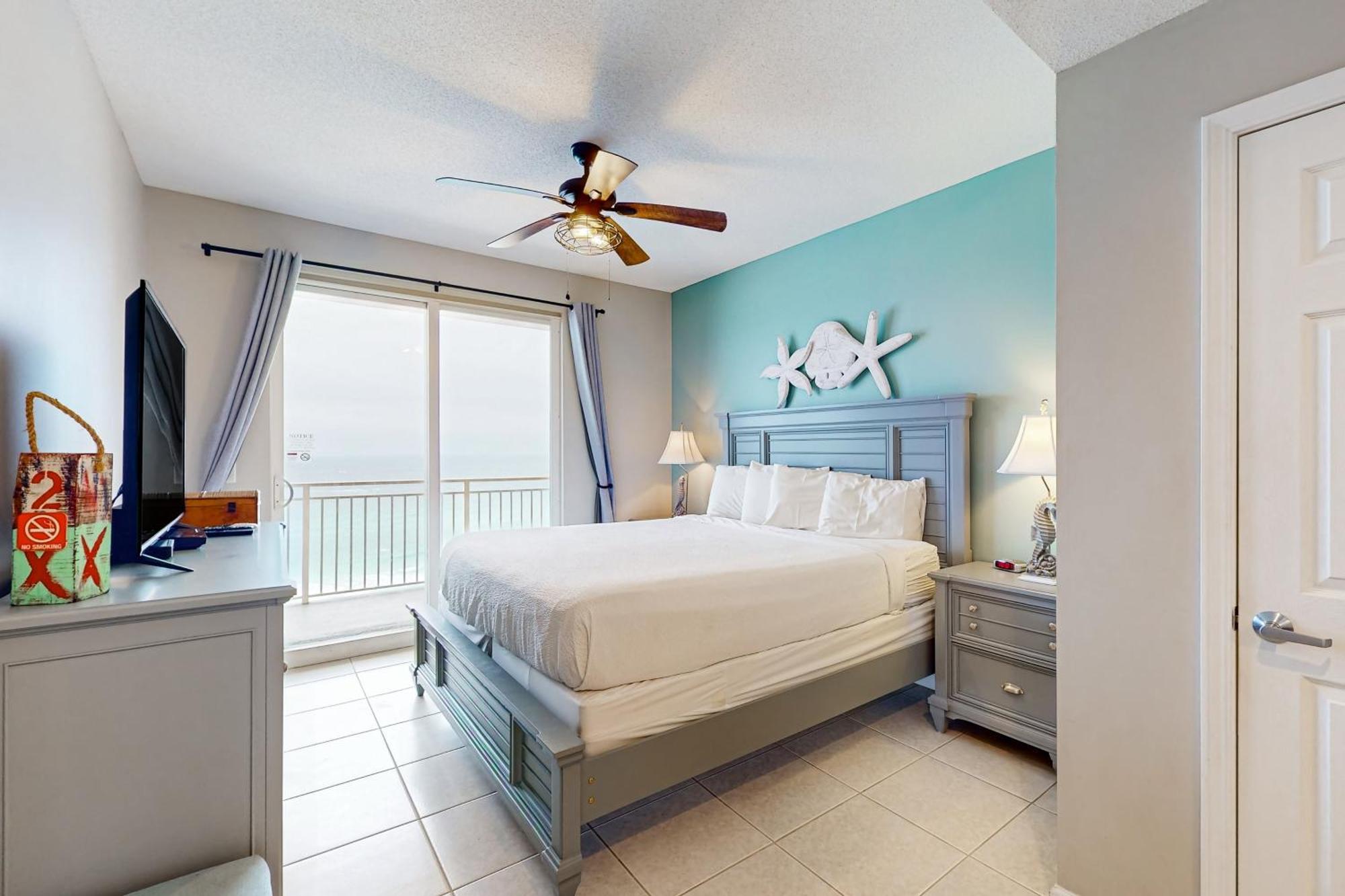 Sterling Reef 606 Apartment
