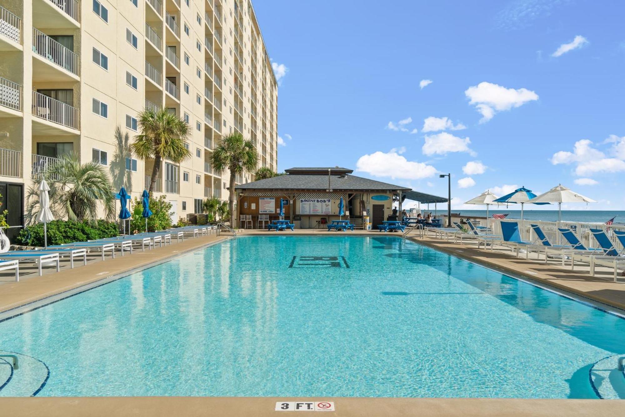 Regency Towers 307 *