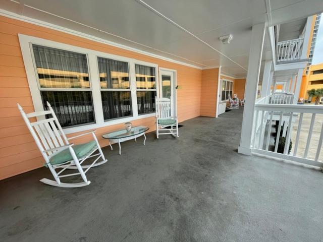 Peachtree Place Ii C202 *