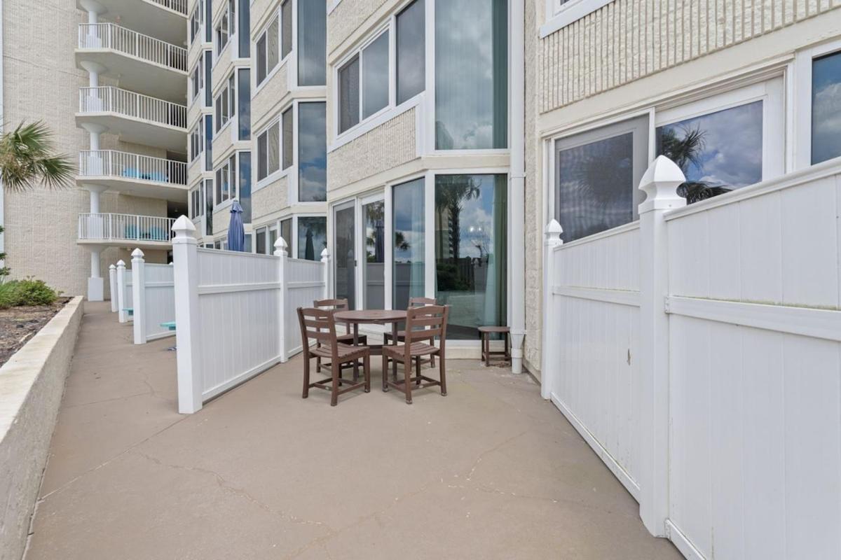 Of The Gulf 120 - Shore-side Sleeps 4 Panama City Beach