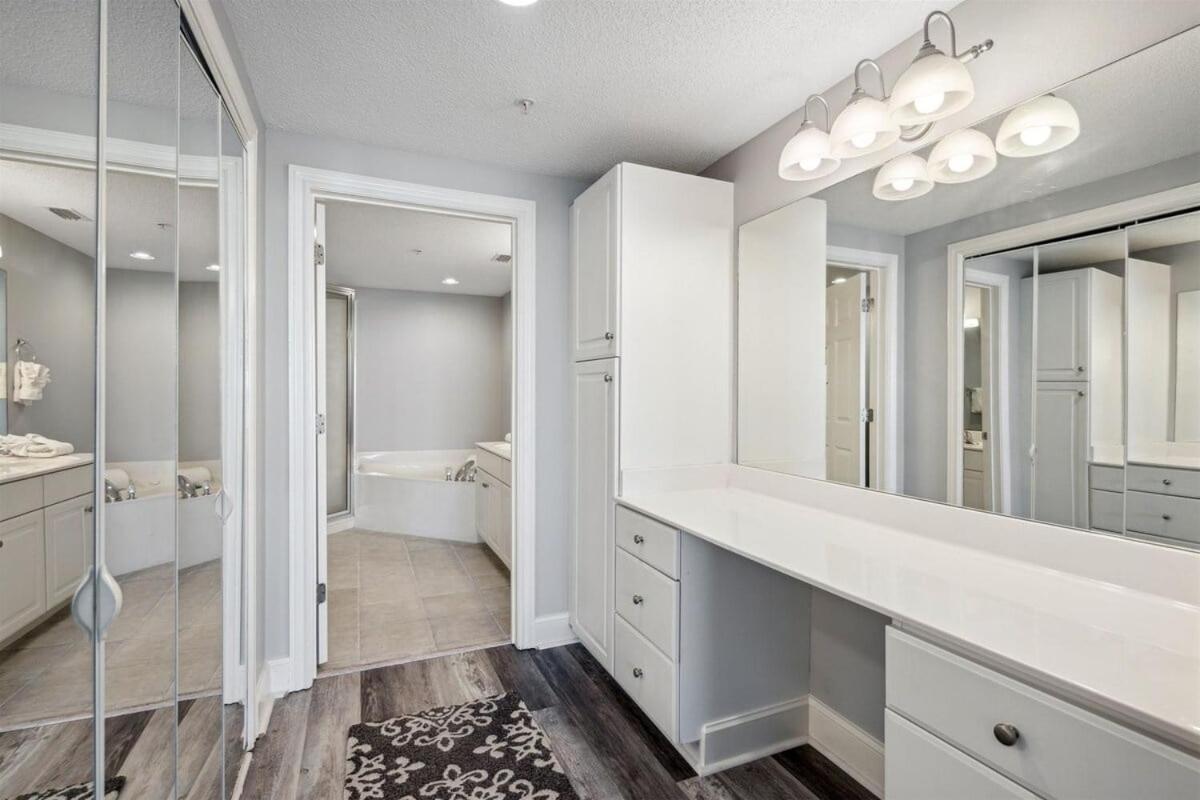Majestic Condo- Tower 2 #206 3 Bedroom 3 Ba Floor! Apartment Panama City Beach