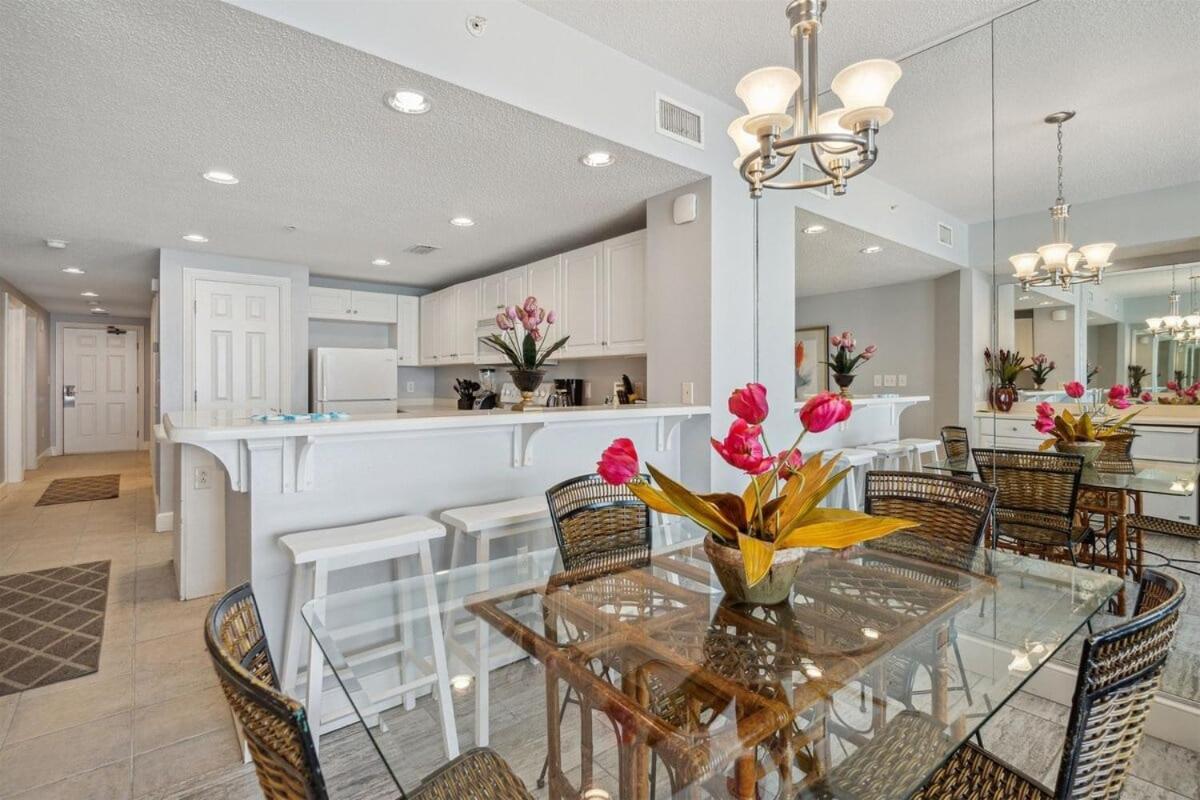 Majestic Condo- Tower 2 #206 3 Bedroom 3 Ba Floor! Panama City Beach