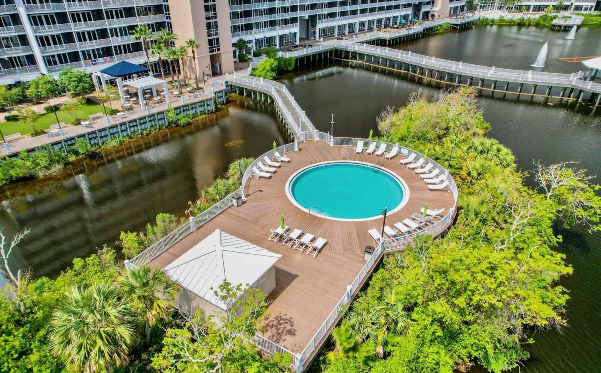 Apartment Spacious 1-bedroom! Ocean Views & 5 Pools Resort! By Dolce Getaways Pcb Panama City Beach