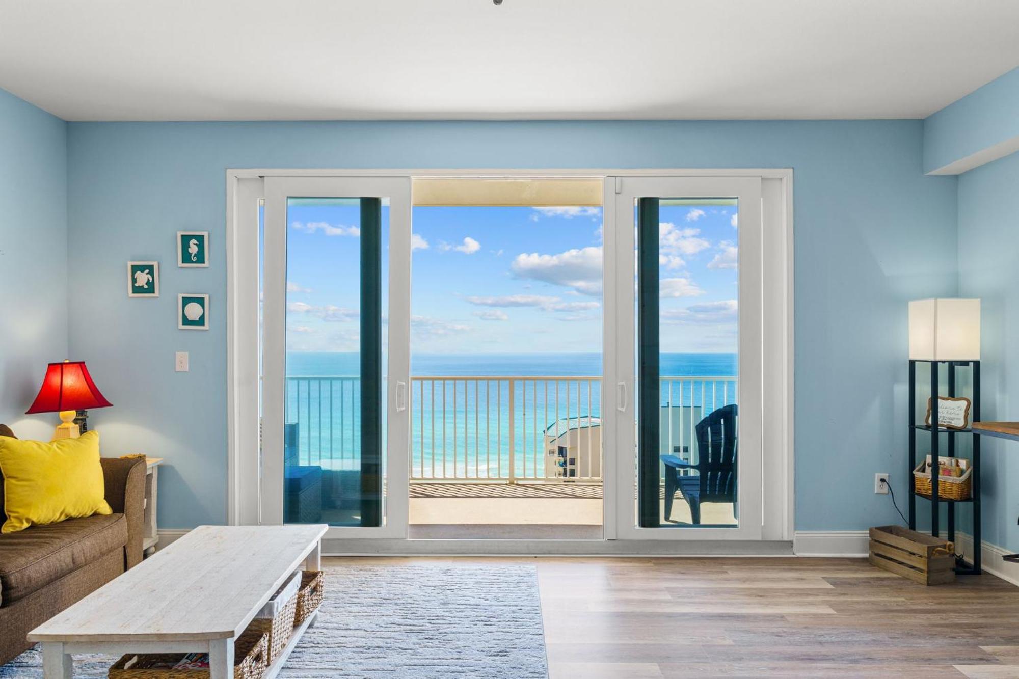 Spacious 1-bedroom! Ocean Views & 5 Pools Resort! By Dolce Getaways Pcb Apartment