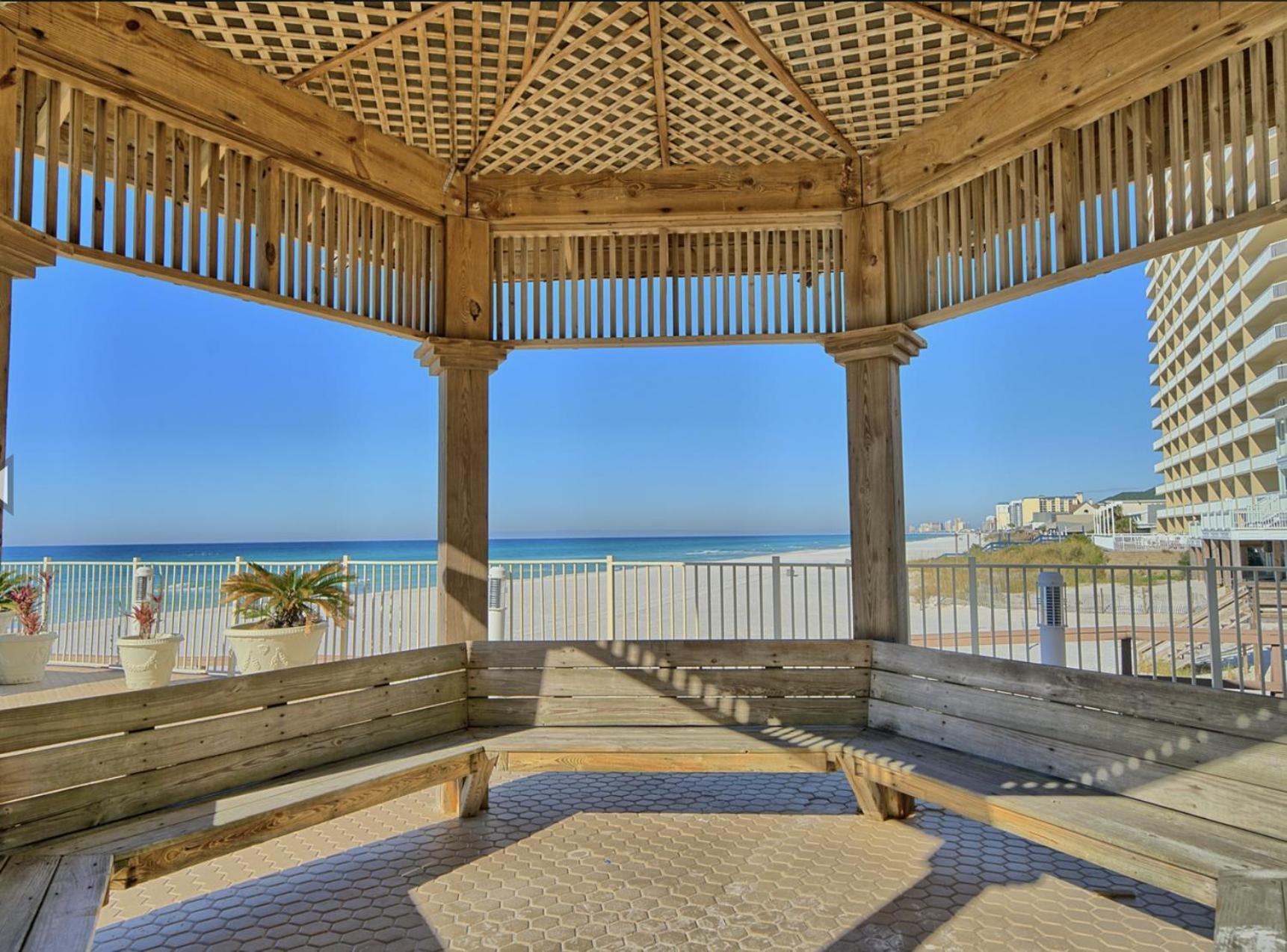 Treasure Island Unit 2011: Sunset Sands, 2 Bed/2 Bath Retreat - Sleeps 8! * Panama City Beach