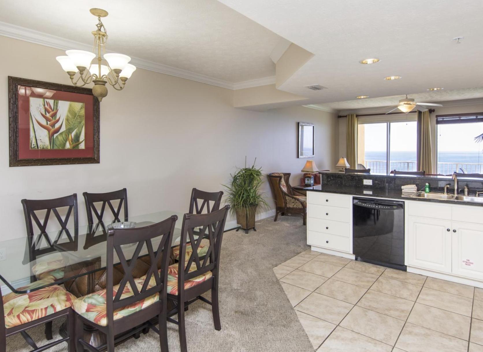 Treasure Island Unit 2011: Sunset Sands, 2 Bed/2 Bath Retreat - Sleeps 8! * Panama City Beach