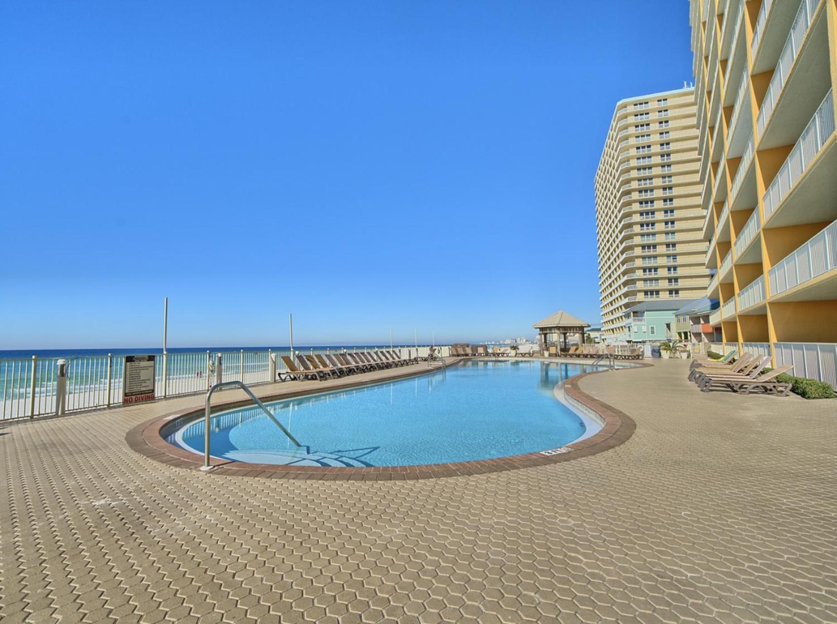 Treasure Island Unit 2011: Sunset Sands, 2 Bed/2 Bath Retreat - Sleeps 8! Holiday home *