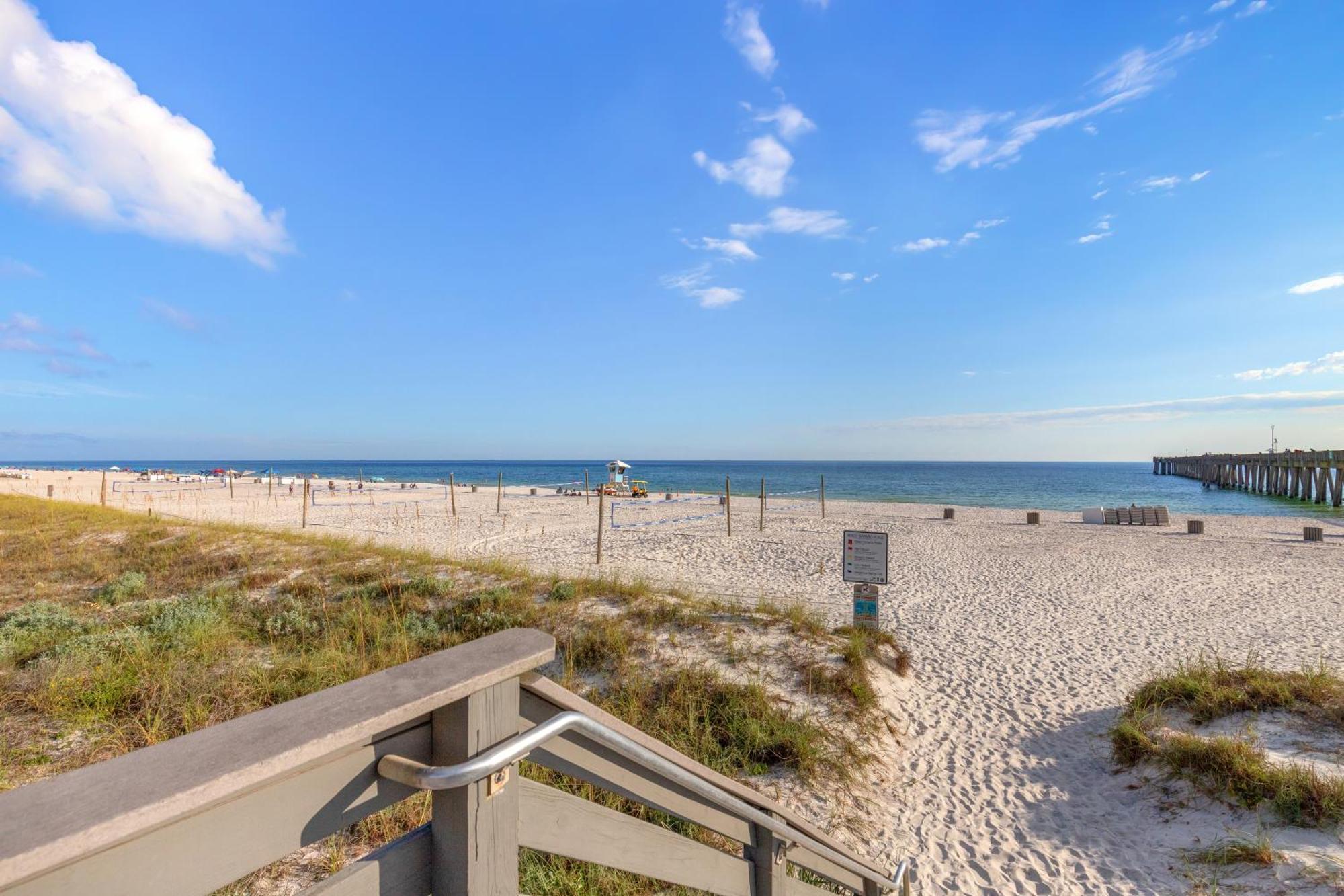 Treasure Island Unit 2011: Sunset Sands, 2 Bed/2 Bath Retreat - Sleeps 8! * Panama City Beach