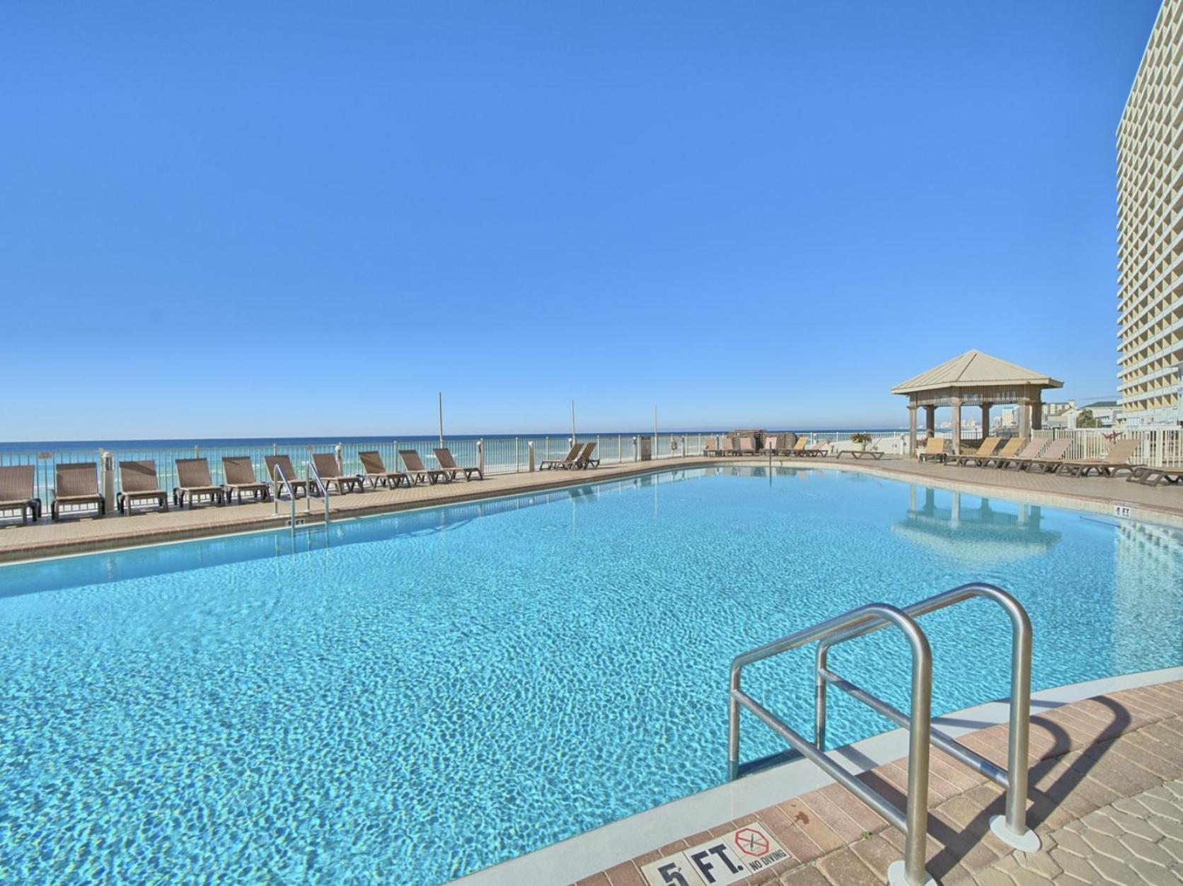 Holiday home Treasure Island Unit 2011: Sunset Sands, 2 Bed/2 Bath Retreat - Sleeps 8!