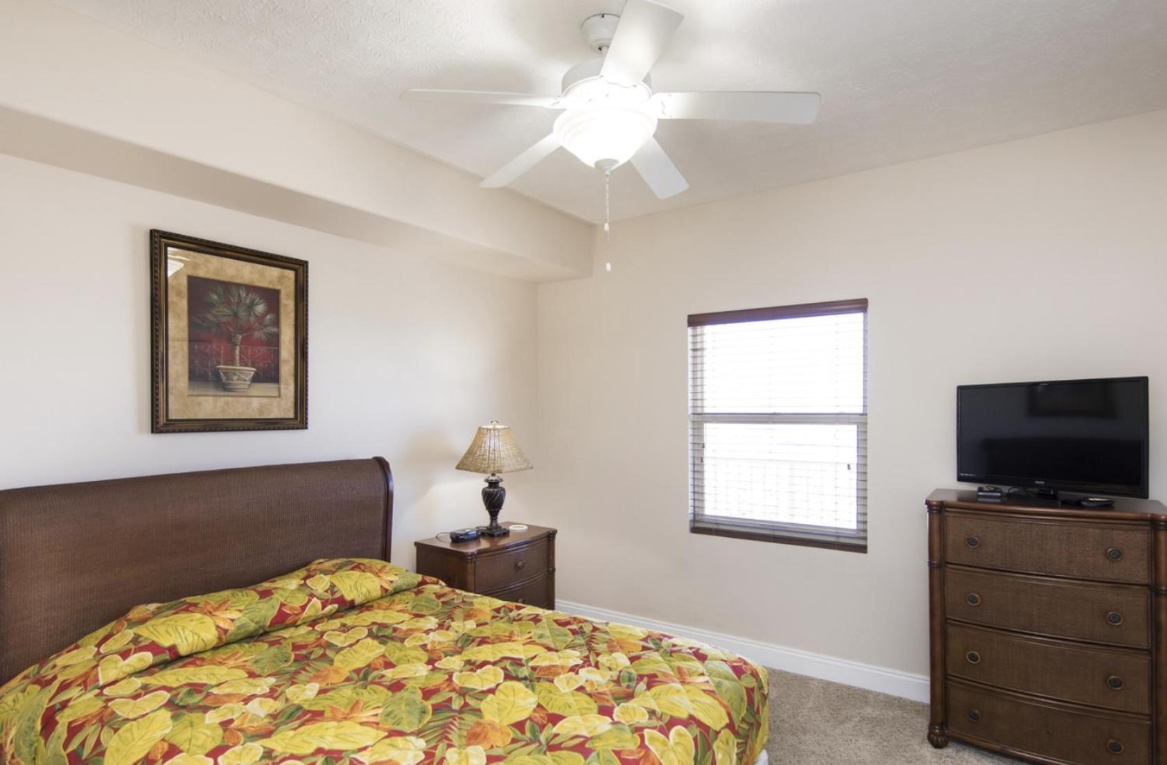 Treasure Island Unit 2011: Sunset Sands, 2 Bed/2 Bath Retreat - Sleeps 8!