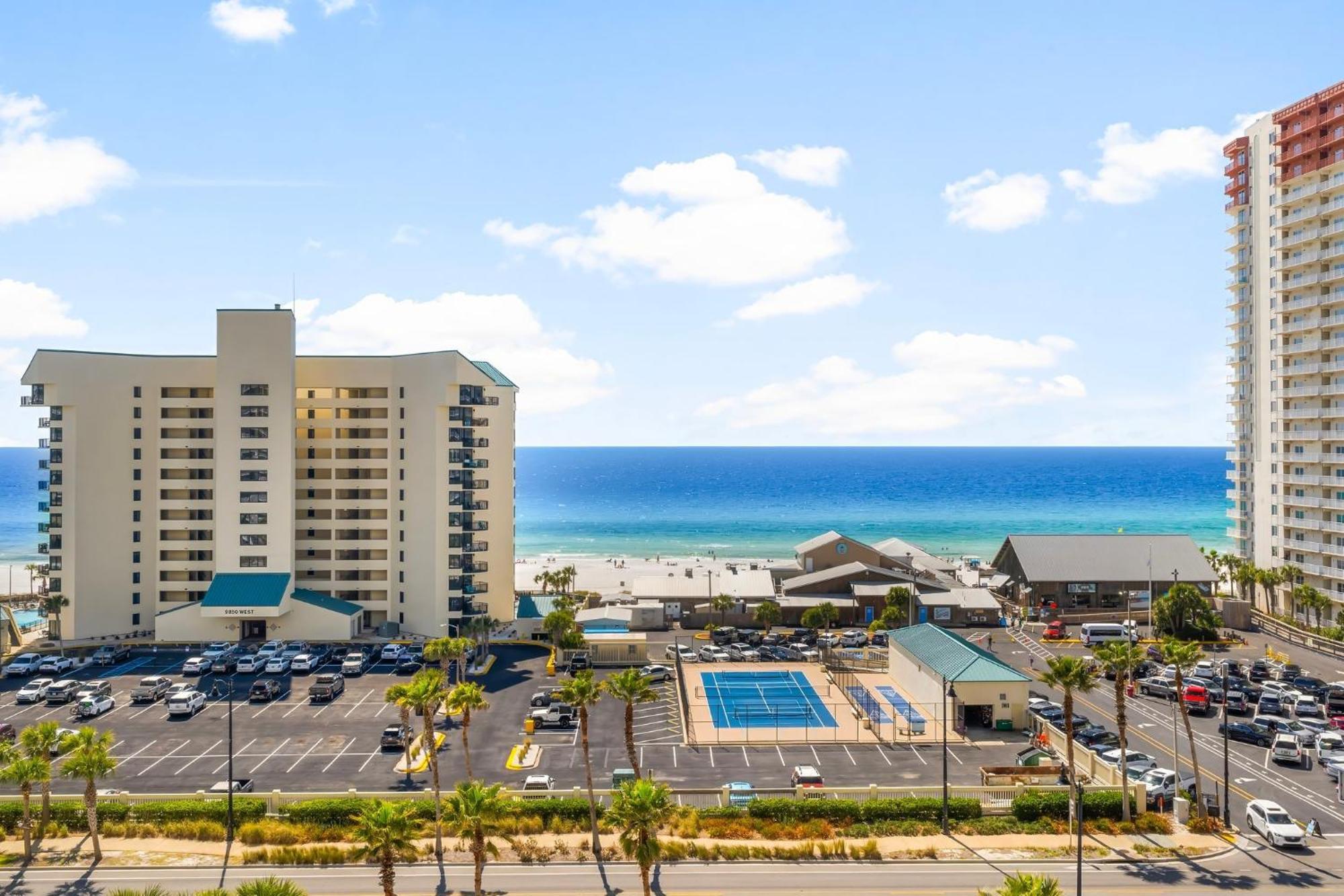 She Sells Seashells By The Seashore - Laketown Wharf #725 By Nautical Holiday home