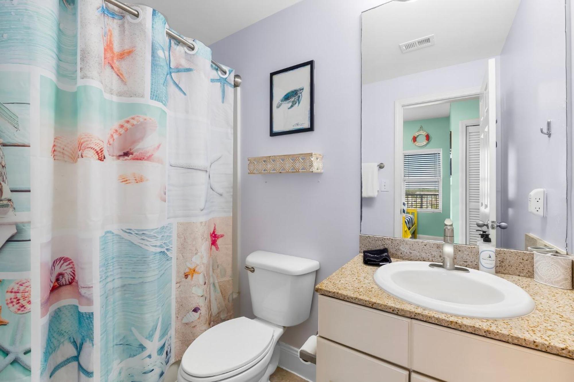 She Sells Seashells By The Seashore - Laketown Wharf #725 By Nautical Holiday home *