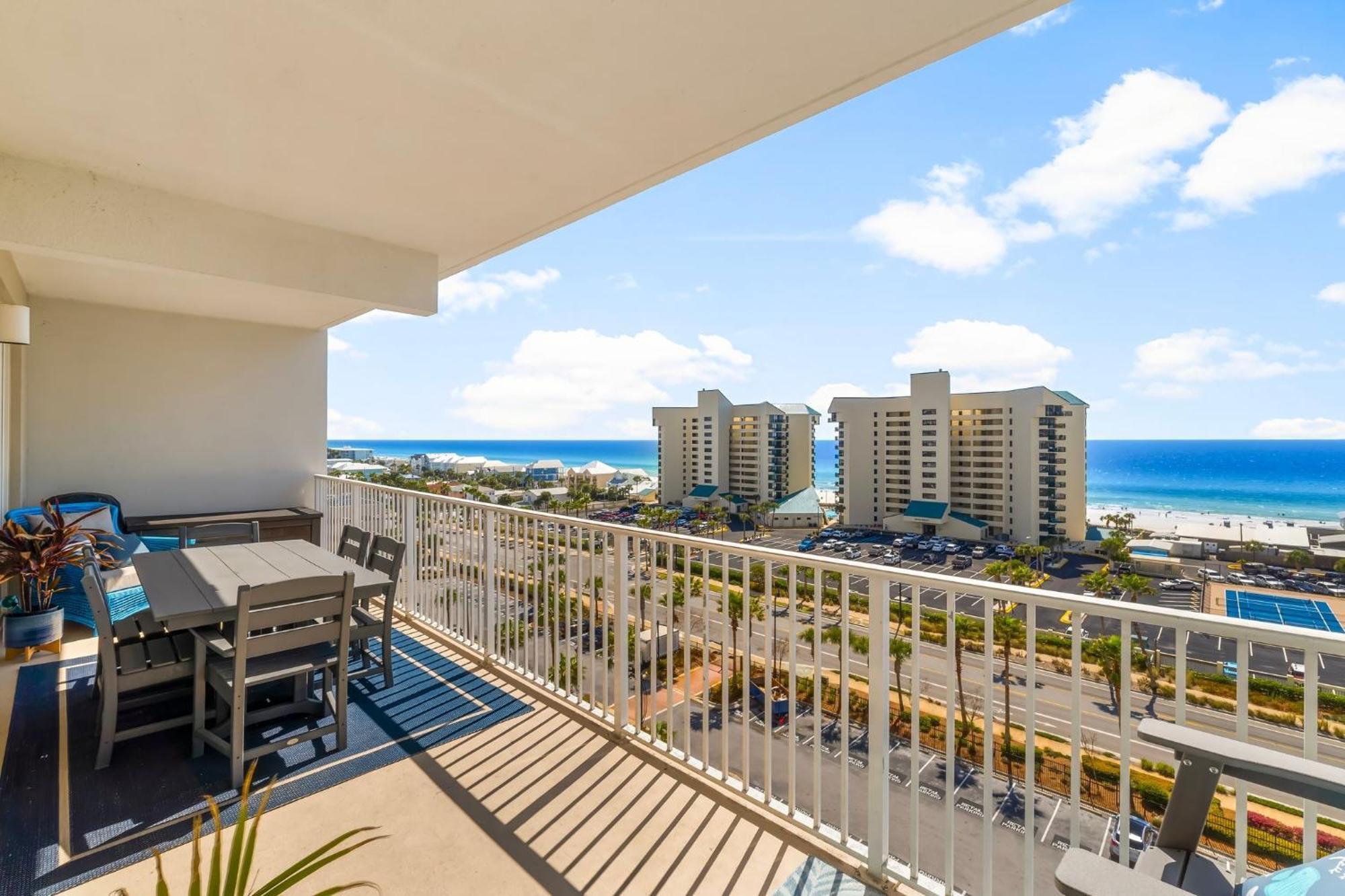 Holiday home She Sells Seashells By The Seashore - Laketown Wharf #725 By Nautical Panama City Beach